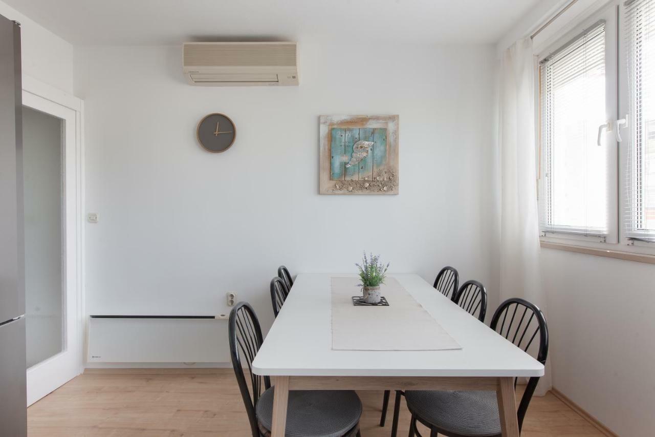 Apartment Gabriella Makarská Exteriér fotografie